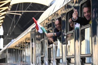 A parajdiakért és a háromszékiekért imádkoznak a zarándokvonattal érkezők