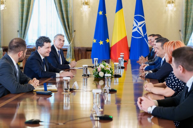 A kódolt instabilitás kormánya