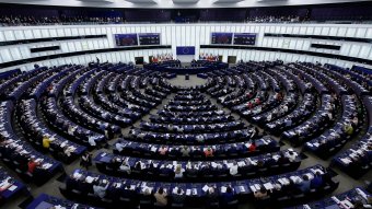 Az Európai Parlament aggodalmát fejezte ki az uniós értékek állítólagos magyarországi megsértése miatt