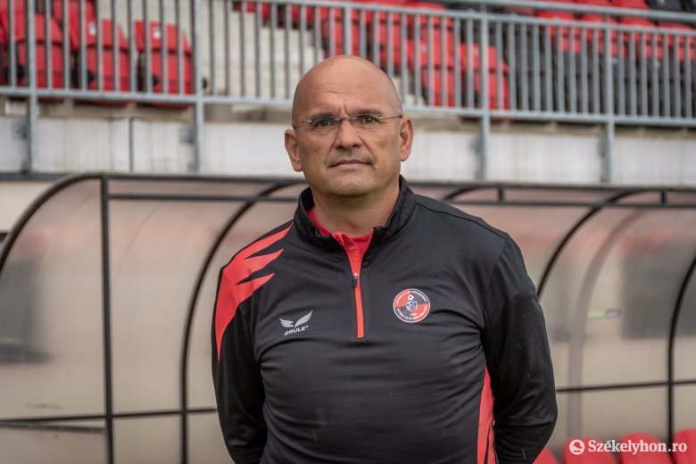 Dusinszki Zoltán, a Székelyföld Labdarúgó Akadémia szakmai igazgatója •  Fotó: Pinti Attila