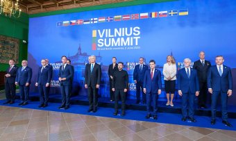 Román–lengyel–litván közös felszólítás a NATO-tagállamok védelmi kiadásainak növelésére