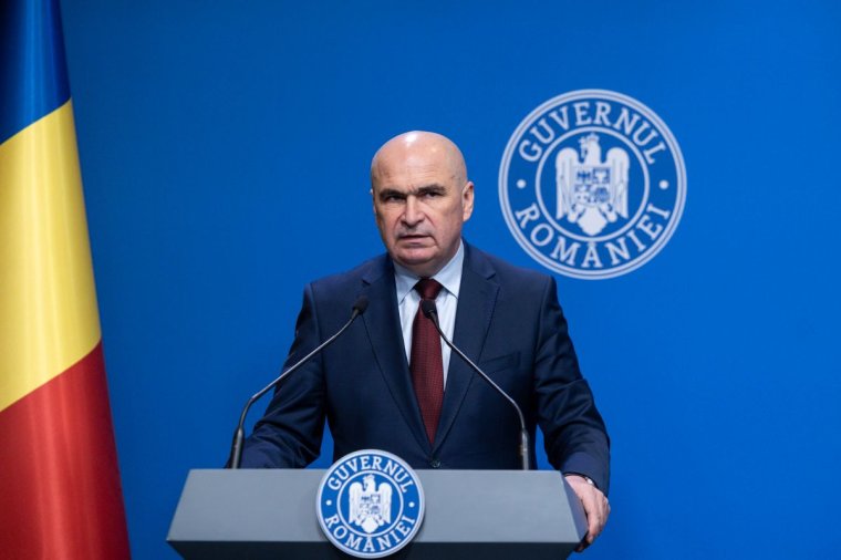 Növelik az áfát, a jövedéki és osztalékadót, egészségbiztosítási hozzájárulást vetnek egyes nyugdíjakra – ismertette a kormányfő a deficitcsökkentési tervet