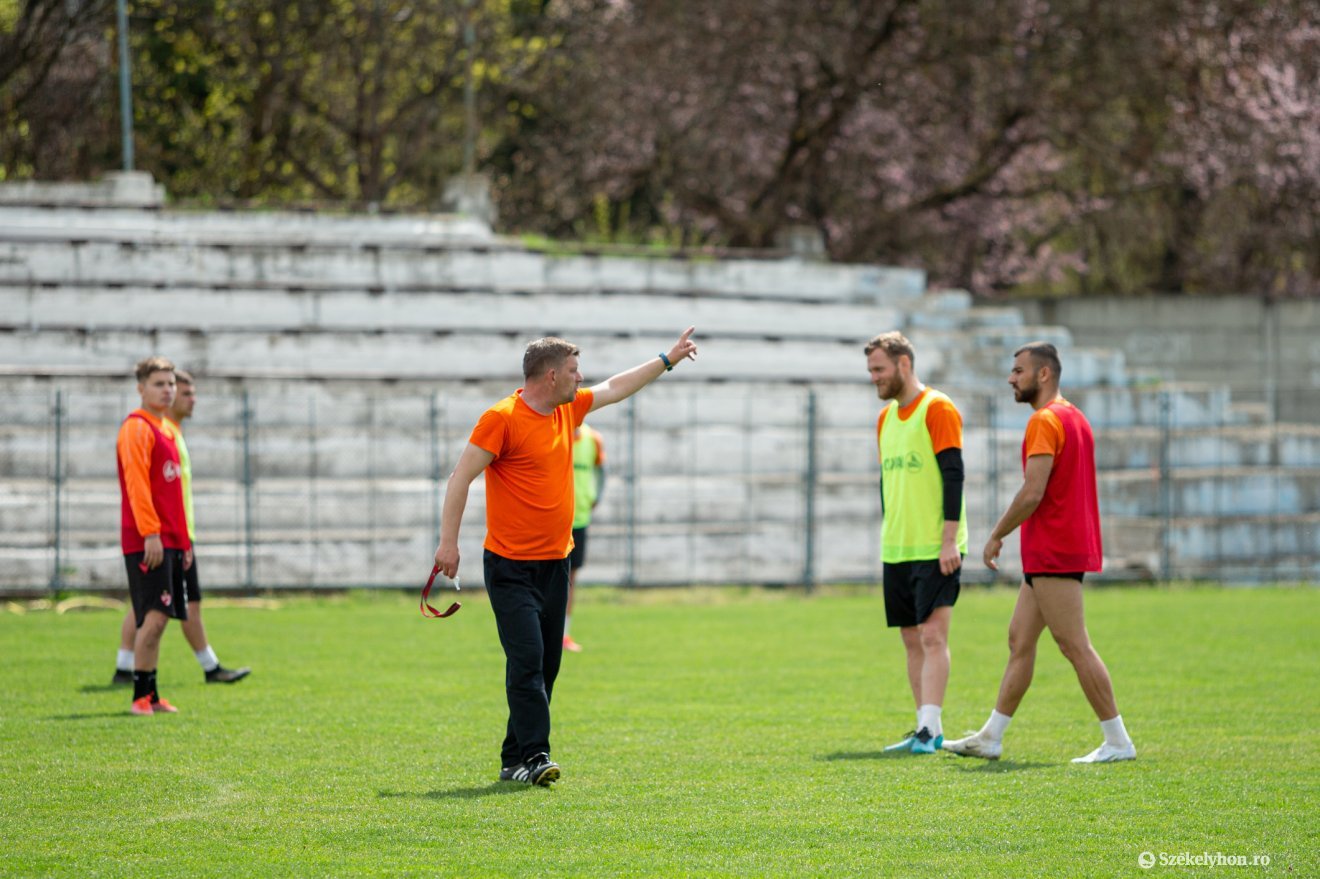 •  Fotó: Erdély Bálint Előd